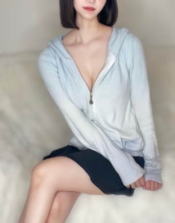 Aroma charmant 和泉 せりなの写真