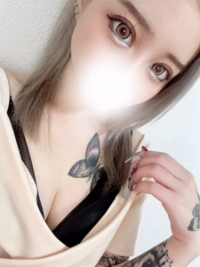 ヴェリナ (Velina) 旧ナチュラル 福岡・博多 さき