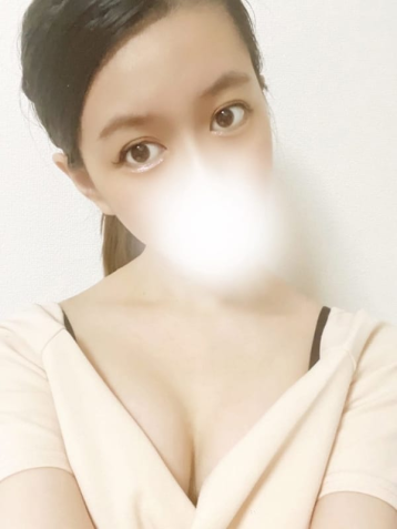ヴェリナ (Velina) 旧ナチュラル 福岡・博多 ももの写真