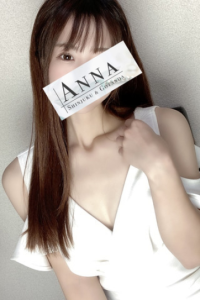 ANNA 井上 まお