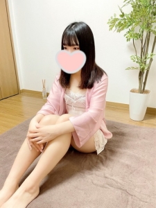 CHERIR (シェリール) 上野 桃瀬 ひな